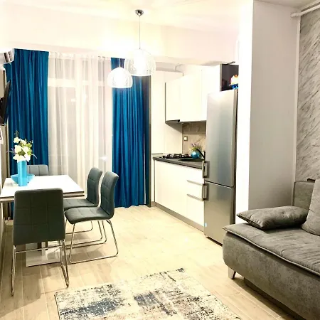 Criss Holiday Apataments Alezzi Mamaia Nord