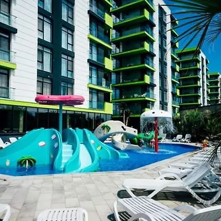 Criss Holiday Apataments Alezzi Mamaia Nord * Năvodari